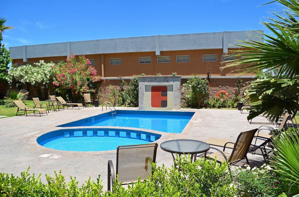 Fiesta Inn Nogales Nogales  Zewnętrze zdjęcie